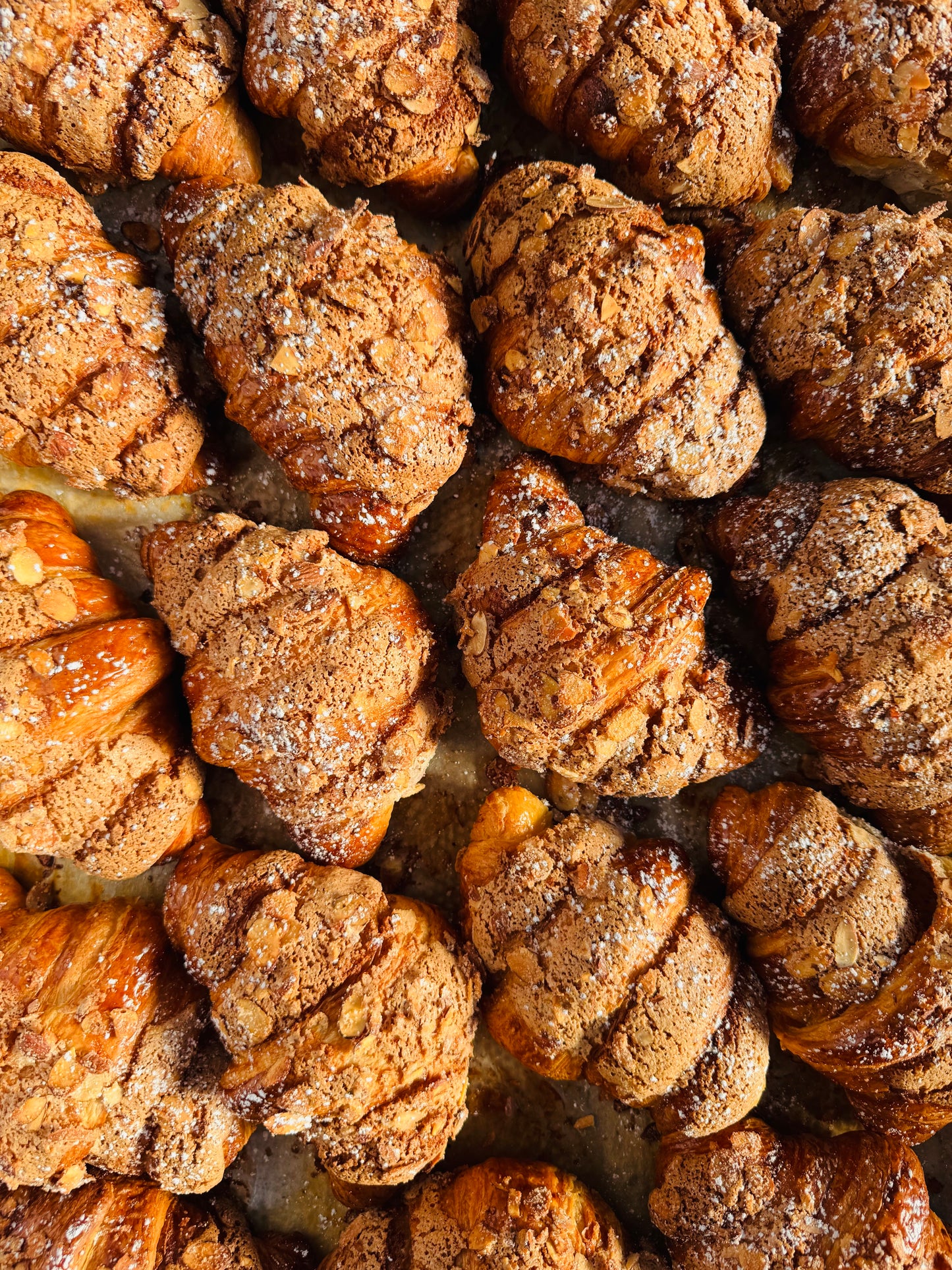 Croissant, Almond